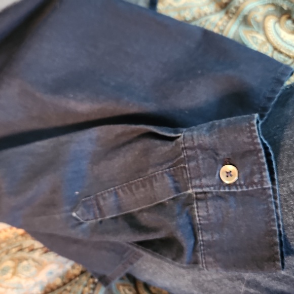 Old Navy "The Classic Shirt" Jean Shirt Size S/P - Picture 7 of 7